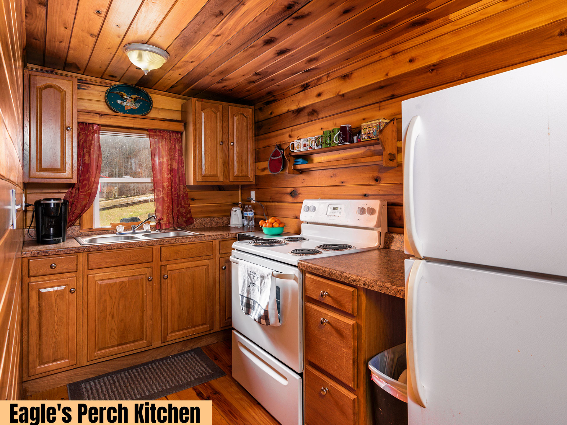 Statts Mills Campground and Cabins - Eagle's Perch Cabin