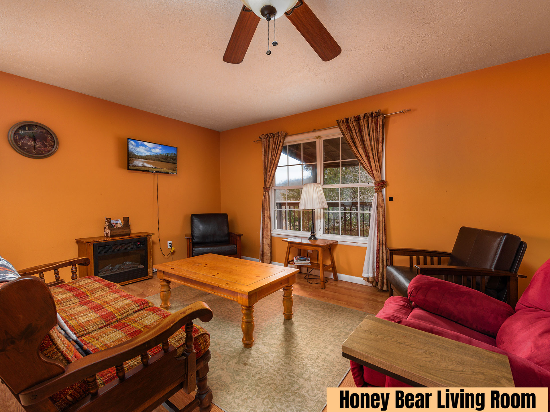 Statts Mills Campground and Cabins - Honey Bear Cabin