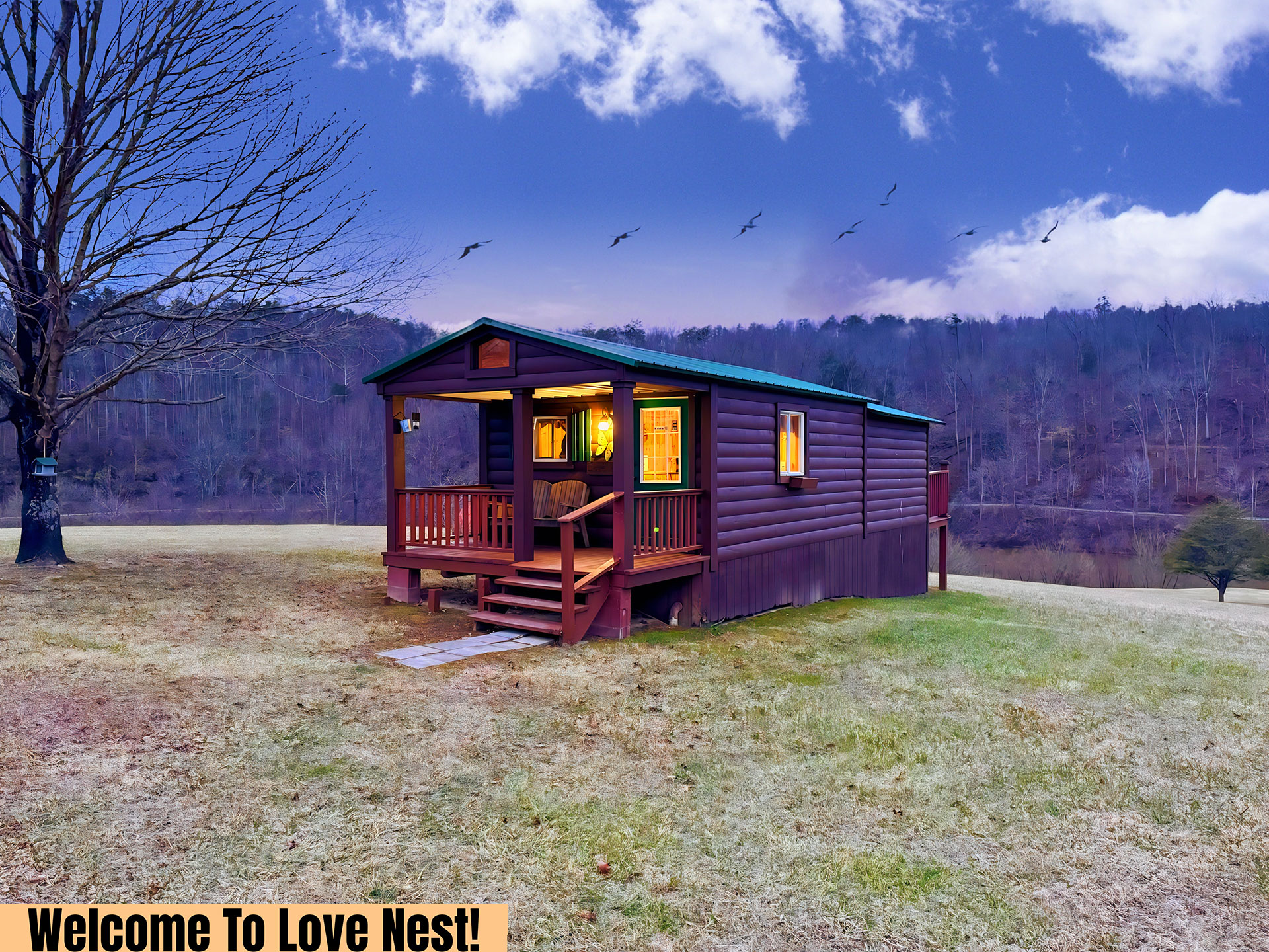 Statts Mills Campground and Cabins - Love Nest Cabin